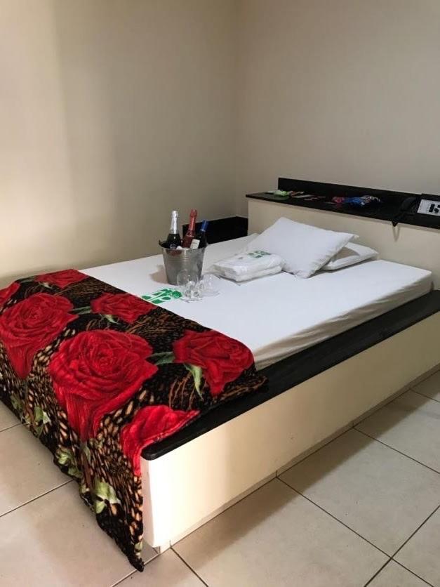 Motel& Hotel Apê Goiânia !!! Extérieur photo